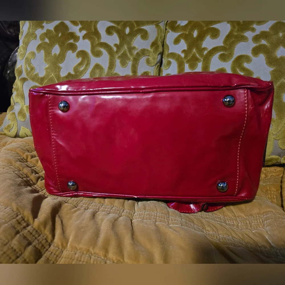 Authentic Valentino Garavani Elegant Red Women's Handbag - Picture 12 of 17